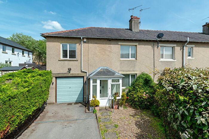 4 Bedroom End Of Terrace House For Sale In Station Road, Hellifield, BD23