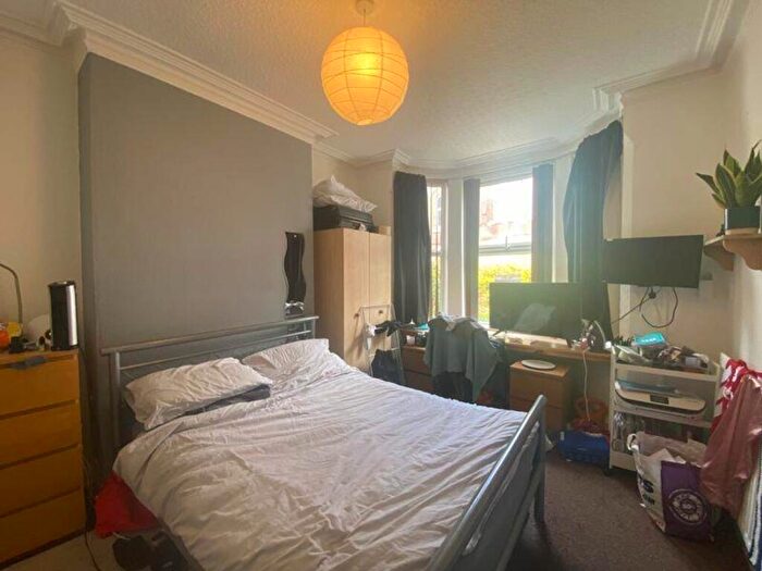 6 Bedroom House To Rent In Sherwin Grove, Nottingham, NG7