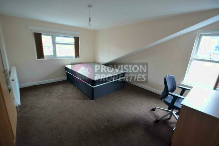 4 Bedroom Terraced House To Rent In Harold Mount, Hyde Park, Leeds, LS6