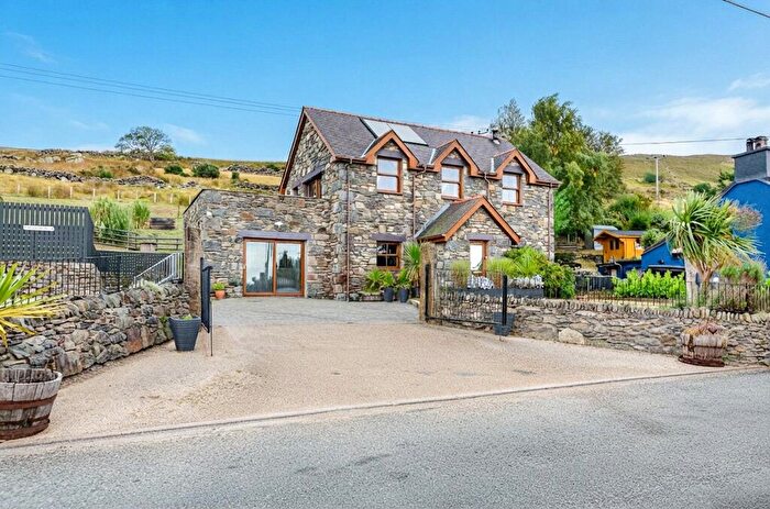4 Bedroom Detached House For Sale In Gallt Y Foel, Caernarfon, Gwynedd, LL55