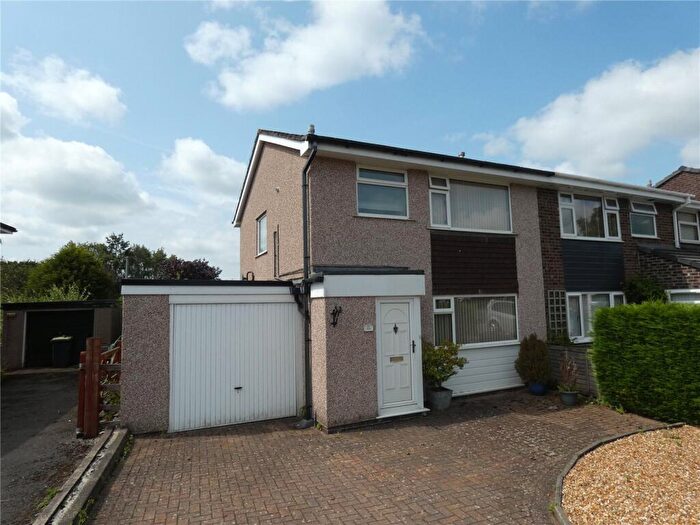 3 Bedroom Semi-Detached House For Sale In Rowton Grange Road, High Peak, Derbyshire, SK23