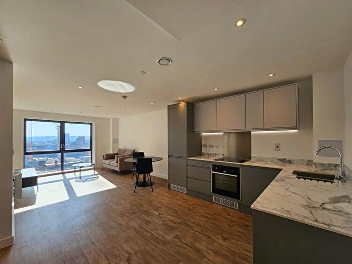 1 Bedroom Apartment To Rent In Phoenix, Saxton Lane Leeds, LS9