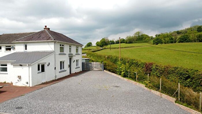 3 Bedroom End Of Terrace House For Sale In Pontantwn, Kidwelly, SA17