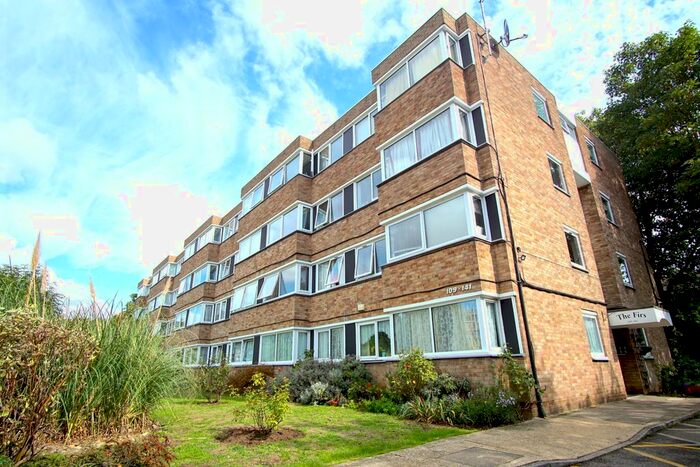 2 Bedroom Flat To Rent In Queenswood Gardens, London, E11