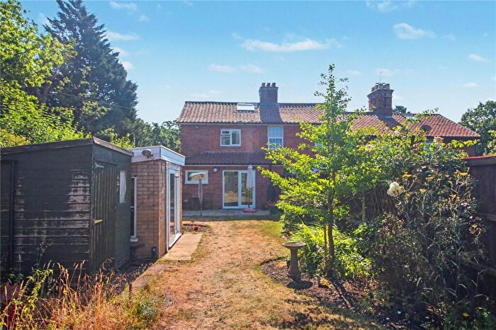 3 Bedroom End Of Terrace House For Sale In Long Road, Framingham Earl, Norwich, Norfolk, NR14
