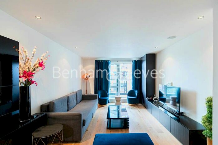 2 Bedroom Flat To Rent In Park Street, Chelsea Creek, SW6