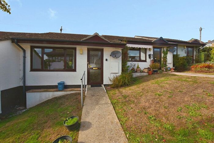 1 Bedroom Bungalow For Sale In Bishops Court, Bishopsteignton, Teignmouth, Devon., TQ14