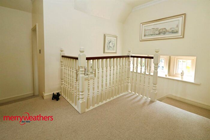 3 Bedroom Cottage For Sale In Worksop Road, Aston, Sheffield, S26