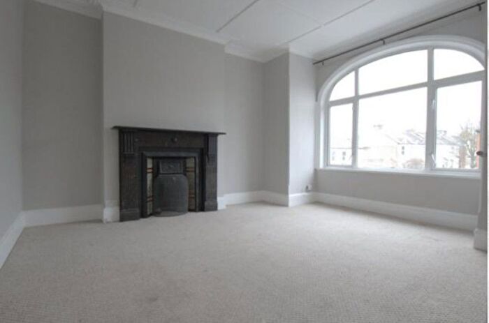 3 Bedroom Maisonette To Rent In Lainson Street, London, SW18