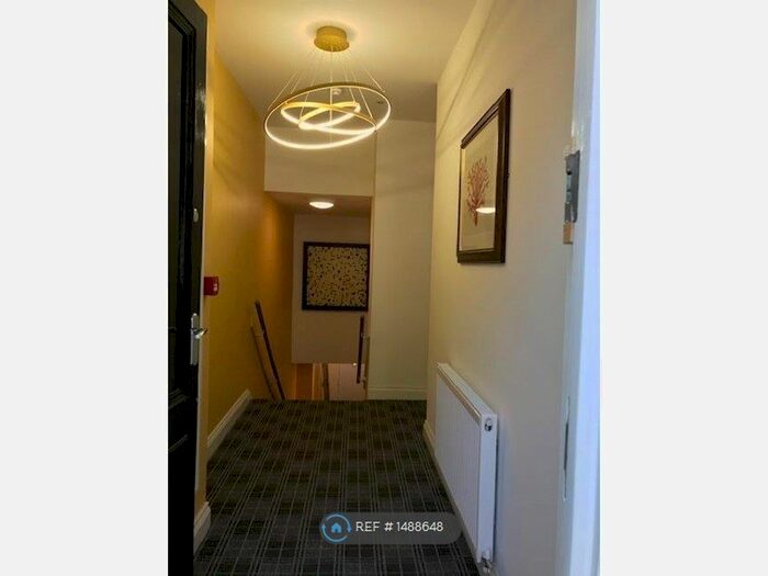 1 Bedroom Flat To Rent In Abernethy House, Swansea, SA1