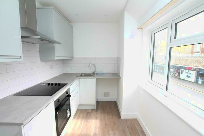 1 Bedroom Flat To Rent In South Coast Road, Peacehaven, BN10