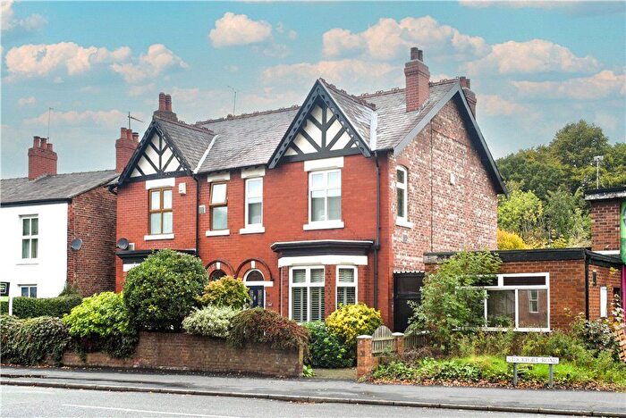 3 Bedroom Semi-detached House For Sale In Stockport Road, Cheadle, Greater Manchester, SK8