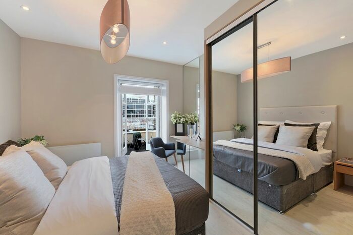 1 Bedroom Flat To Rent In Eccleston Square, Pimlico, SW1V