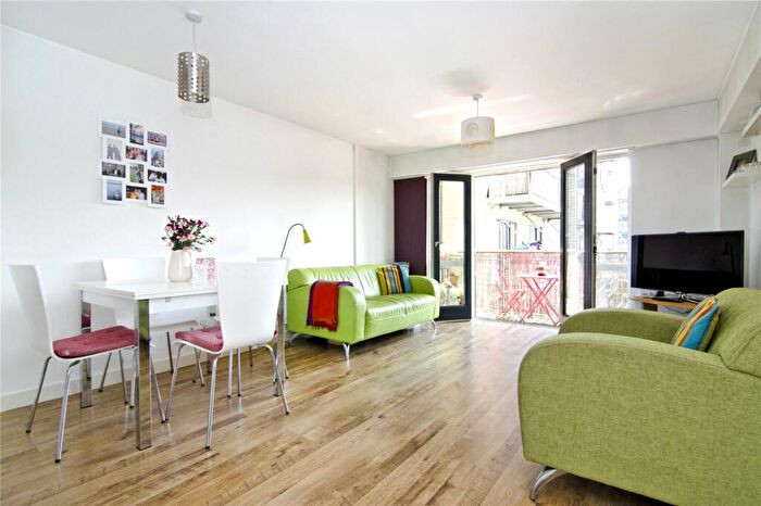 2 Bedroom Flat To Rent In Stepney Way, London, E1