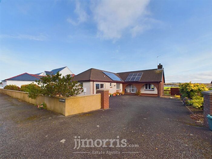 3 Bedroom Detached Bungalow For Sale In Bowls Road, Blaenporth, Cardigan, SA43