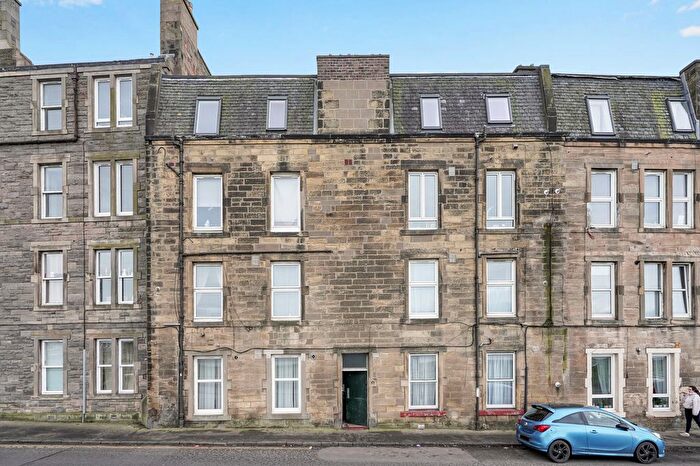 1 Bedroom Flat For Sale In / Lower Granton Road, Edinburgh, EH5
