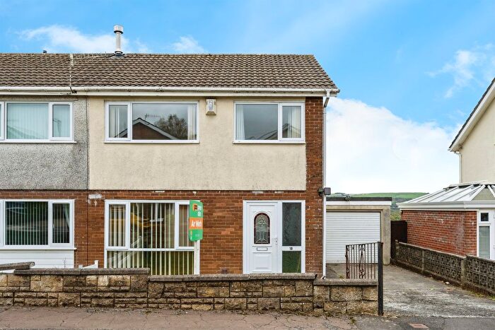 3 Bedroom Semi-detached House For Sale In Brayley Road, Morriston, Swansea, SA6