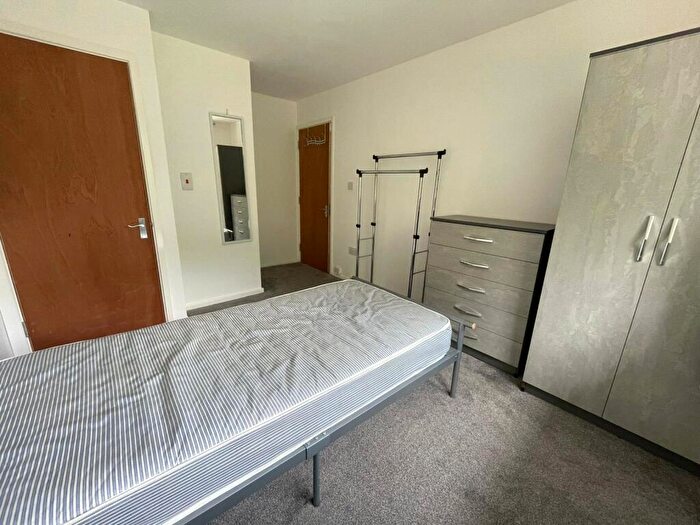 1 Bedroom Apartment To Rent In Westley Close, Shirley, Solihull, West Midlands, B28