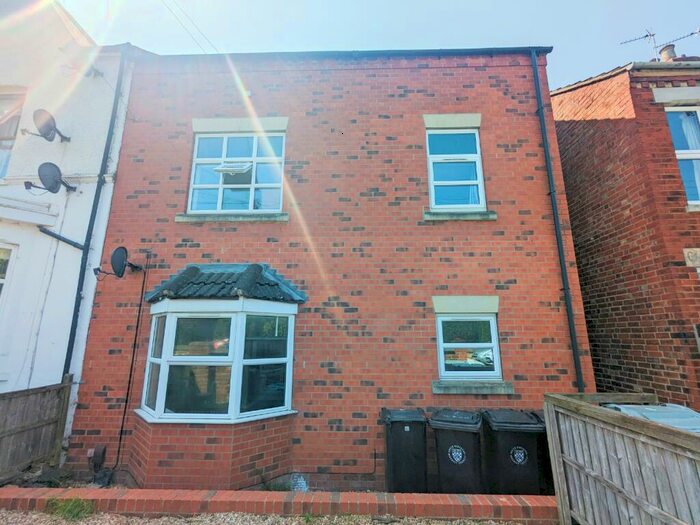 2 Bedroom Flat To Rent In Harrowby Road, Grantham, NG31