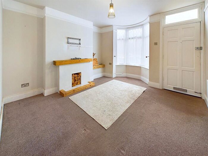 3 Bedroom Terraced House To Rent In Bucks Hill, Nuneaton, CV10