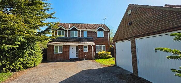 4 Bedroom Detached House To Rent In Redbridge Drive, Andover, Hampshire, SP10