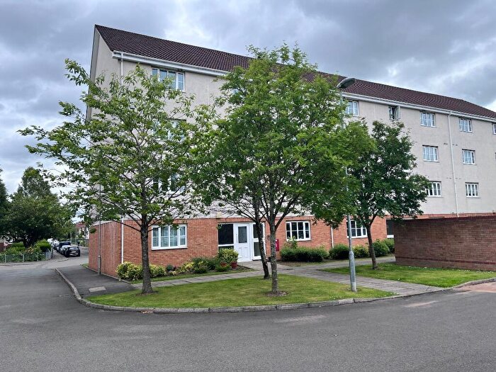 2 Bedroom Flat To Rent In Glenmore Place, Toryglen, Glasgow, G42