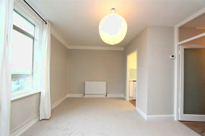 1 Bedroom Apartment To Rent In Coolhurst Road, Crouch End, N8