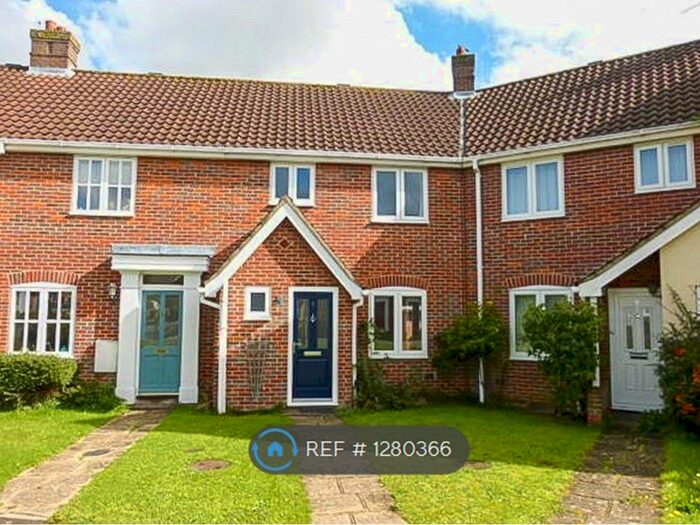 3 Bedroom Terraced House To Rent In Violet Close, Bury St. Edmunds IP32