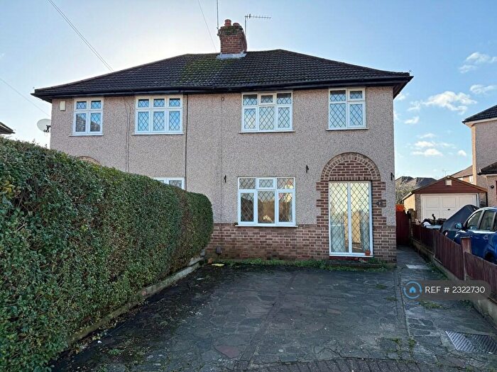 3 Bedroom Semi Detached House To Rent In Brookmead Close, Orpington, BR5