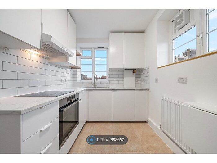 2 Bedroom Flat To Rent In Danby House, London, E9