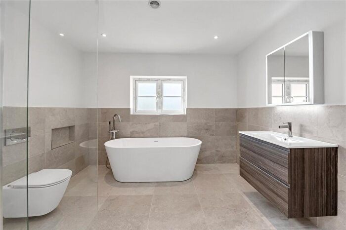 4 Bedroom Detached House For Sale In Old Coopers Yard, Aslacton, Norwich, Norfolk, NR15