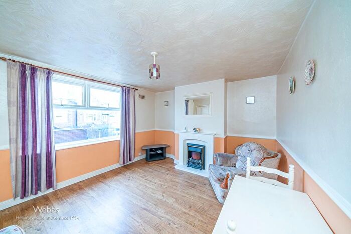 3 Bedroom Terraced House For Sale In Flaxhall Street, Walsall, WS2