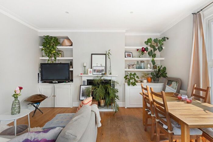 1 Bedroom Flat To Rent In Fulham Road, Parsons Green, SW6
