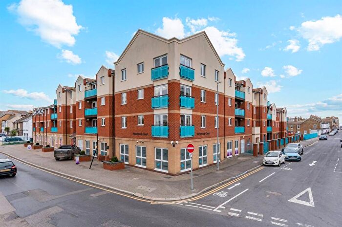 1 Bedroom Retirement Property For Sale In Richmond Street, Herne Bay, CT6