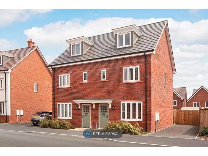 3 Bedroom Semi-Detached House To Rent In Broadhurst Avenue, St. Helens, WA9
