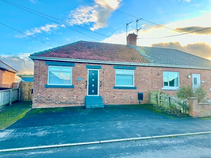 2 Bedroom Semi-Detached Bungalow To Rent In The Crescent, DH7