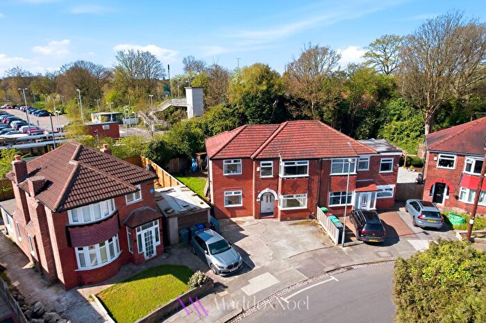 5 Bedroom Semi-detached House For Sale In Lynnwood Road, Manchester, M19