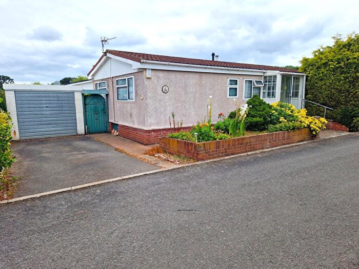 2 Bedroom Park Home For Sale In Valley Road, Cat And Fiddle, Clyst St Mary, EX5