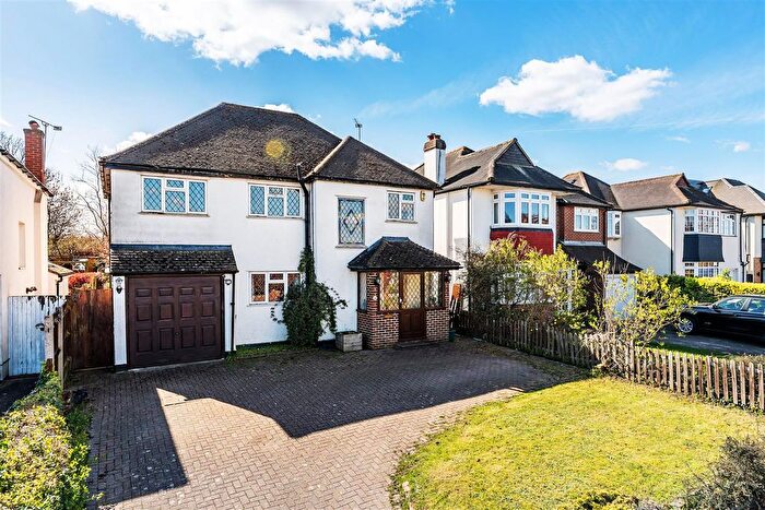 4 Bedroom Detached House For Sale In Northey Avenue, South Cheam, SM2