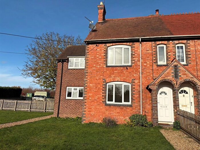3 Bedroom House To Rent In Mill Lane, Westbury, Brackley, NN13