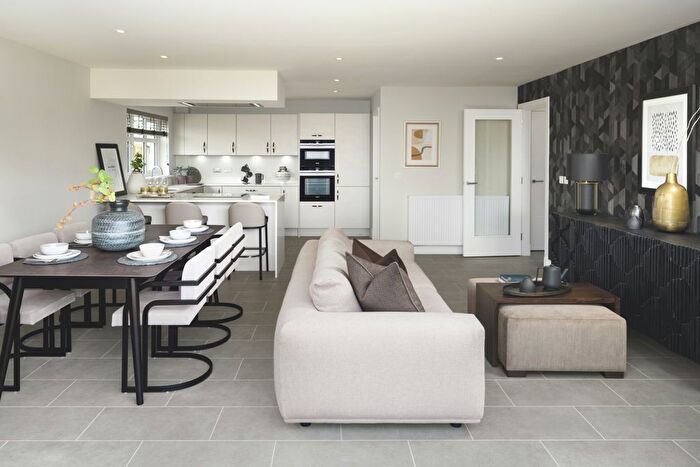 5 Bedroom Detached House For Sale In "Dewar Ic" At Inchbrae, Erskine, PA8