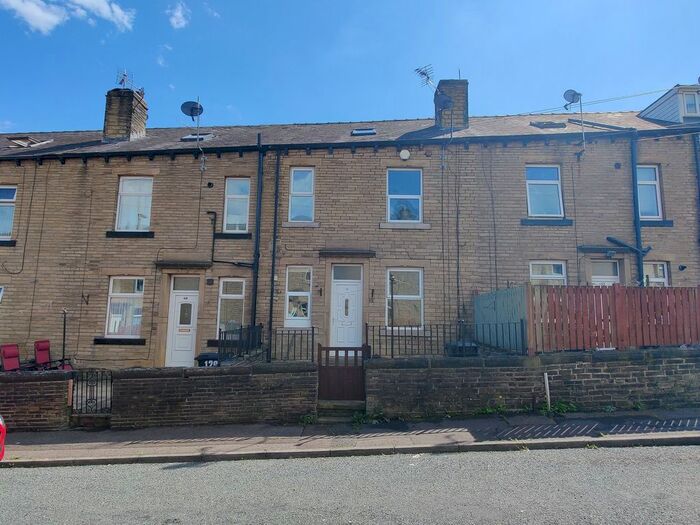 2 Bedroom Terraced House To Rent In Catherine Street, Elland, HX5