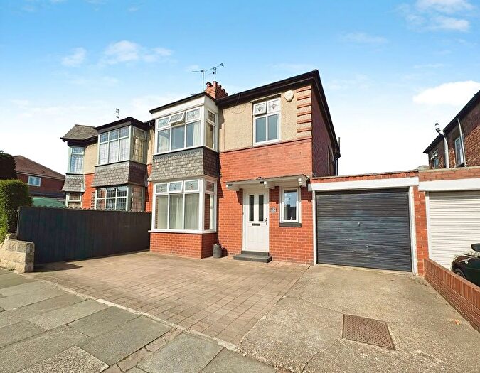 3 Bedroom Semi Detached House For Sale In Cauldwell Lane, Whitley Bay, NE25