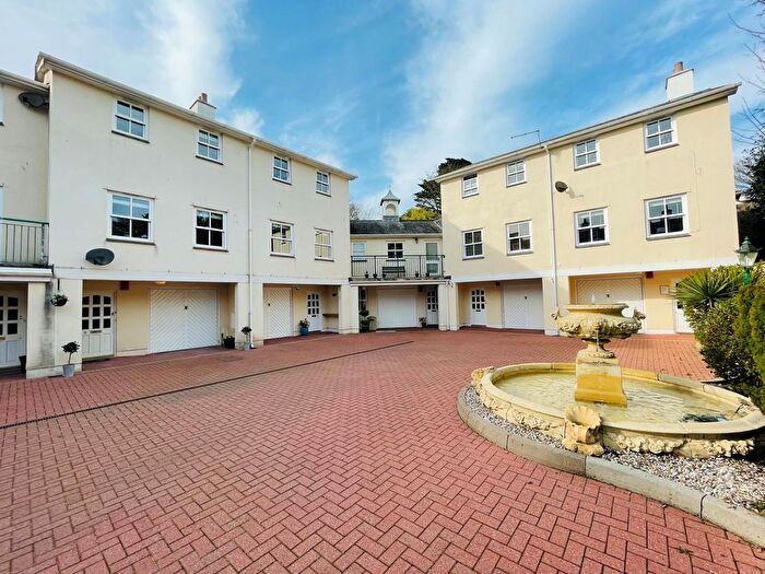 3 Bedroom Terraced House To Rent In Braddons Hill Road East, Torquay, TQ1