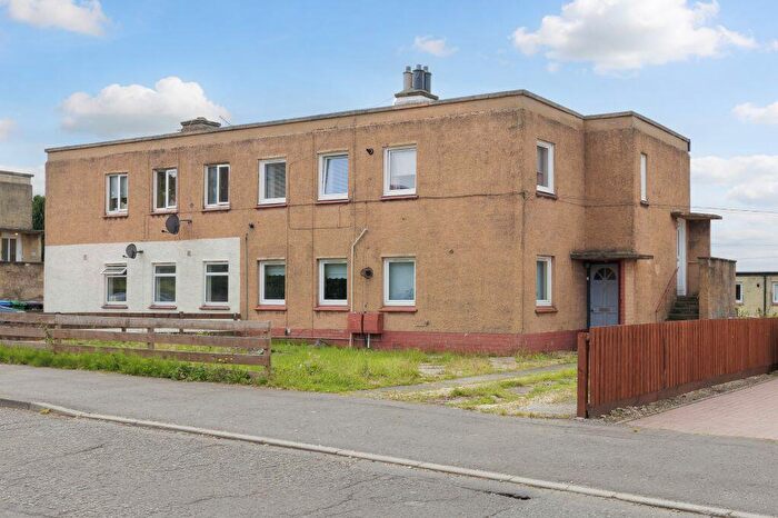 2 Bedroom Flat For Sale In Blacklaw Road, Dunfermline, KY11