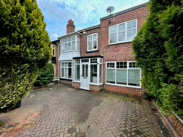5 Bedroom House To Rent In Gibbins Road, Selly Oak, B29