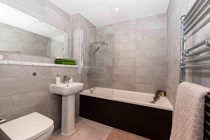 2 Bedroom Apartment To Rent In Ordsall Lane, Manchester, Greater Manchester, M5