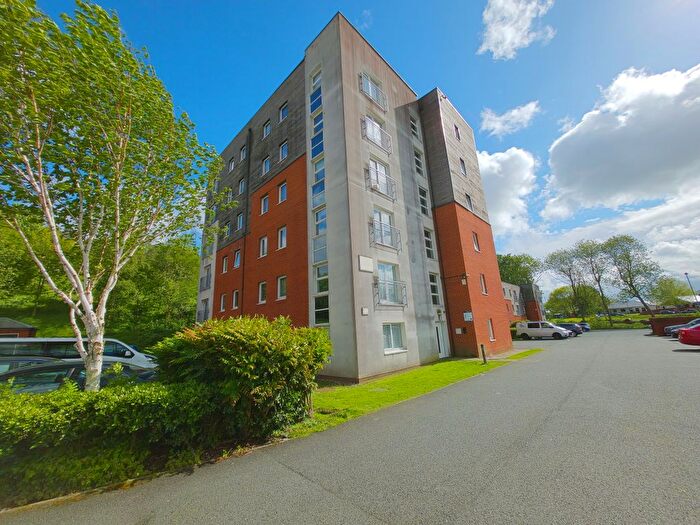 2 Bedroom Flat For Sale In Manchester Court, Federation Road, Burslem, Stoke-On-Trent, ST6