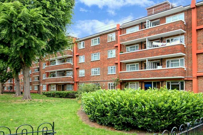 4 Bedroom Flat To Rent In Lindley Street, London, E1