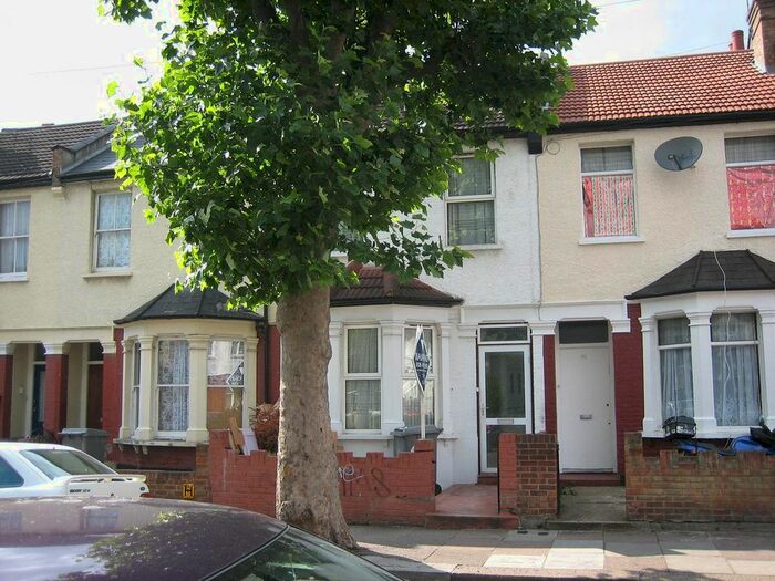 4 Bedroom Terraced House To Rent In Dollis Hill, London, NW10